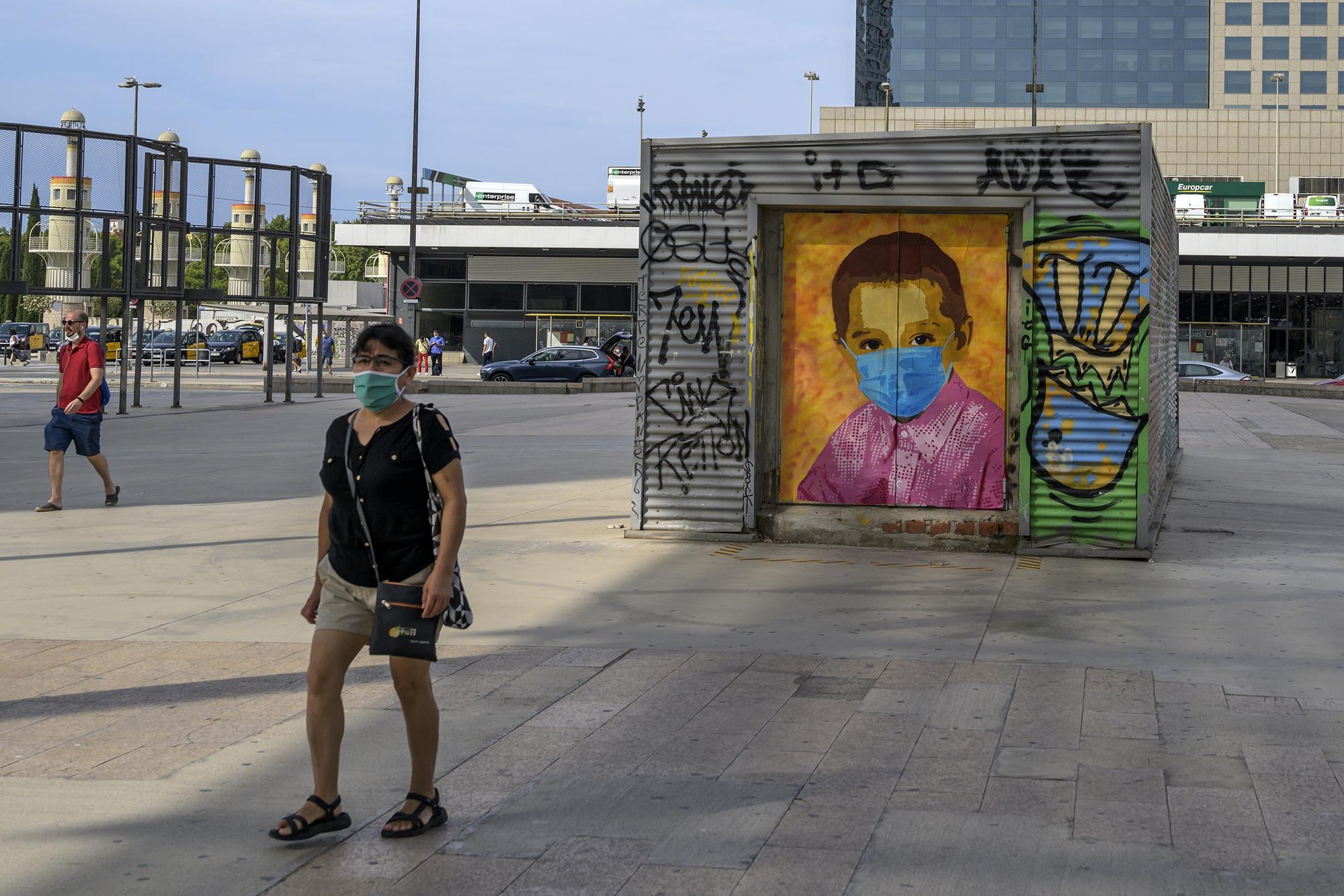 Mujer covid Barcelona